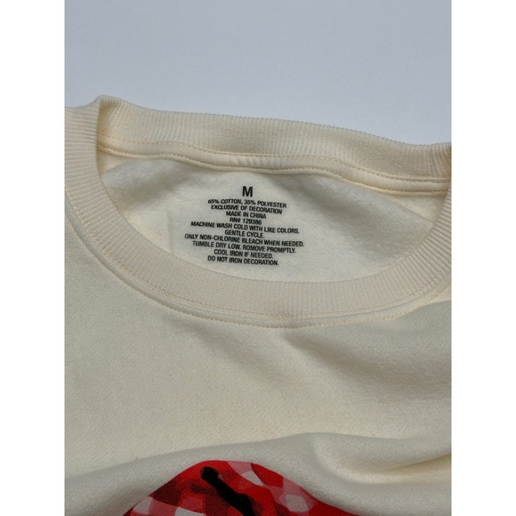 NWT Christmas Cow Sweatshirt Cream Holiday Graphic Long Sleeve Women's Medium - Picture 7 of 11